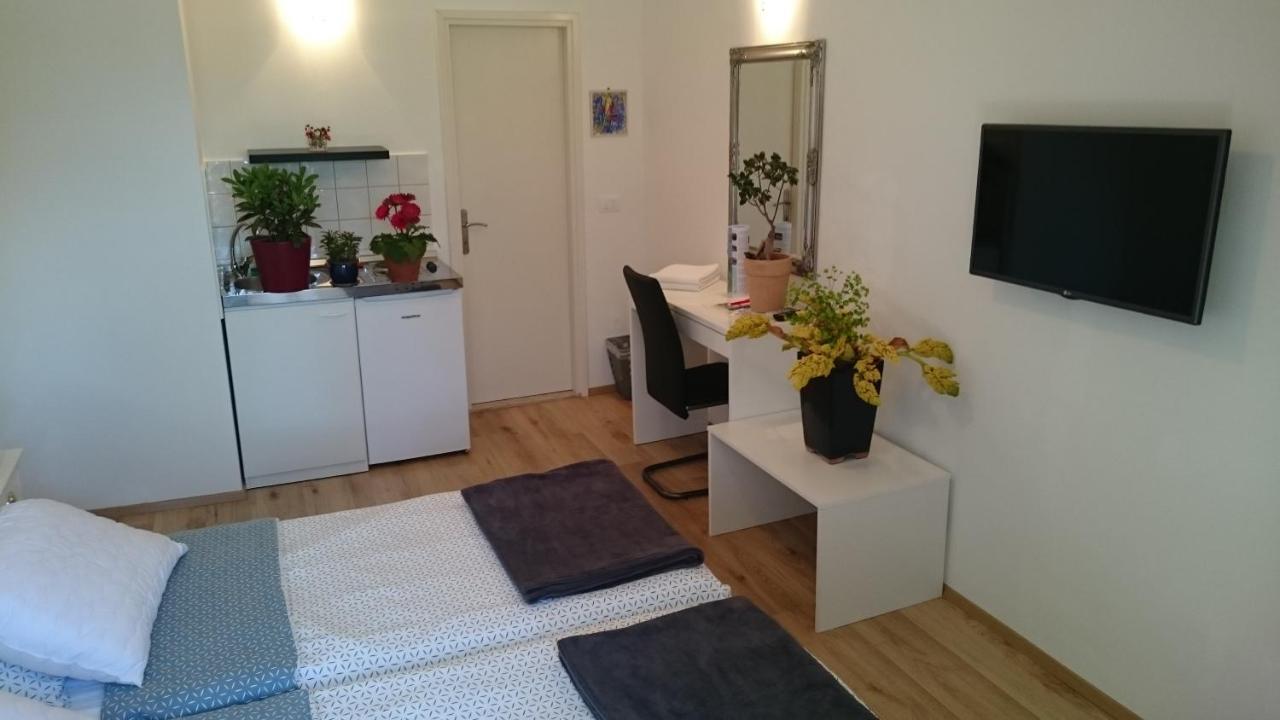 Guest House Korado Rovinj Exterior photo
